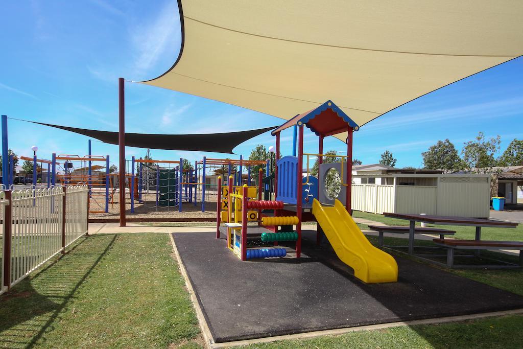 Hotel Sun Country Lifestyle Park Mulwala Exterior foto