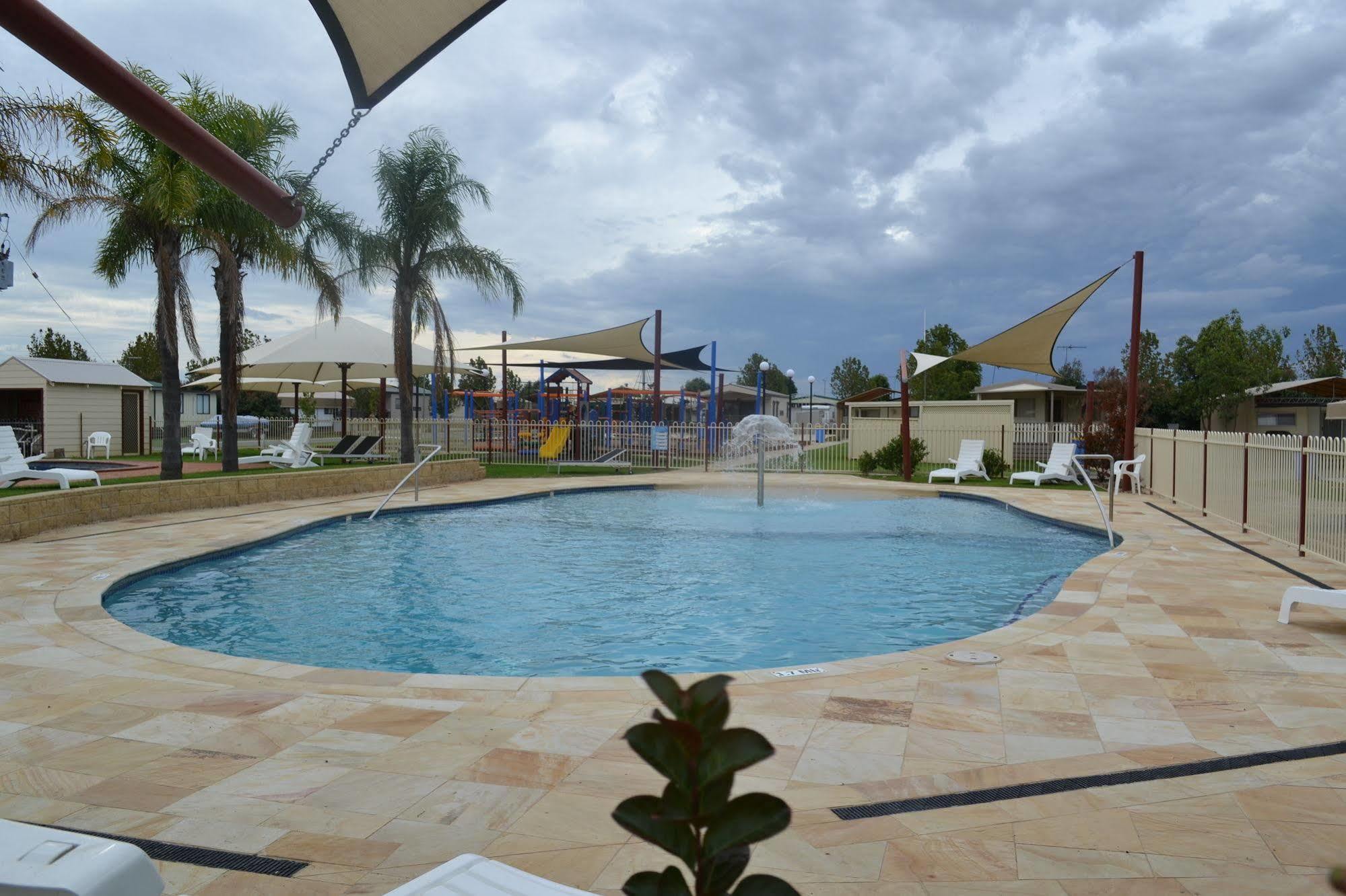 Hotel Sun Country Lifestyle Park Mulwala Exterior foto