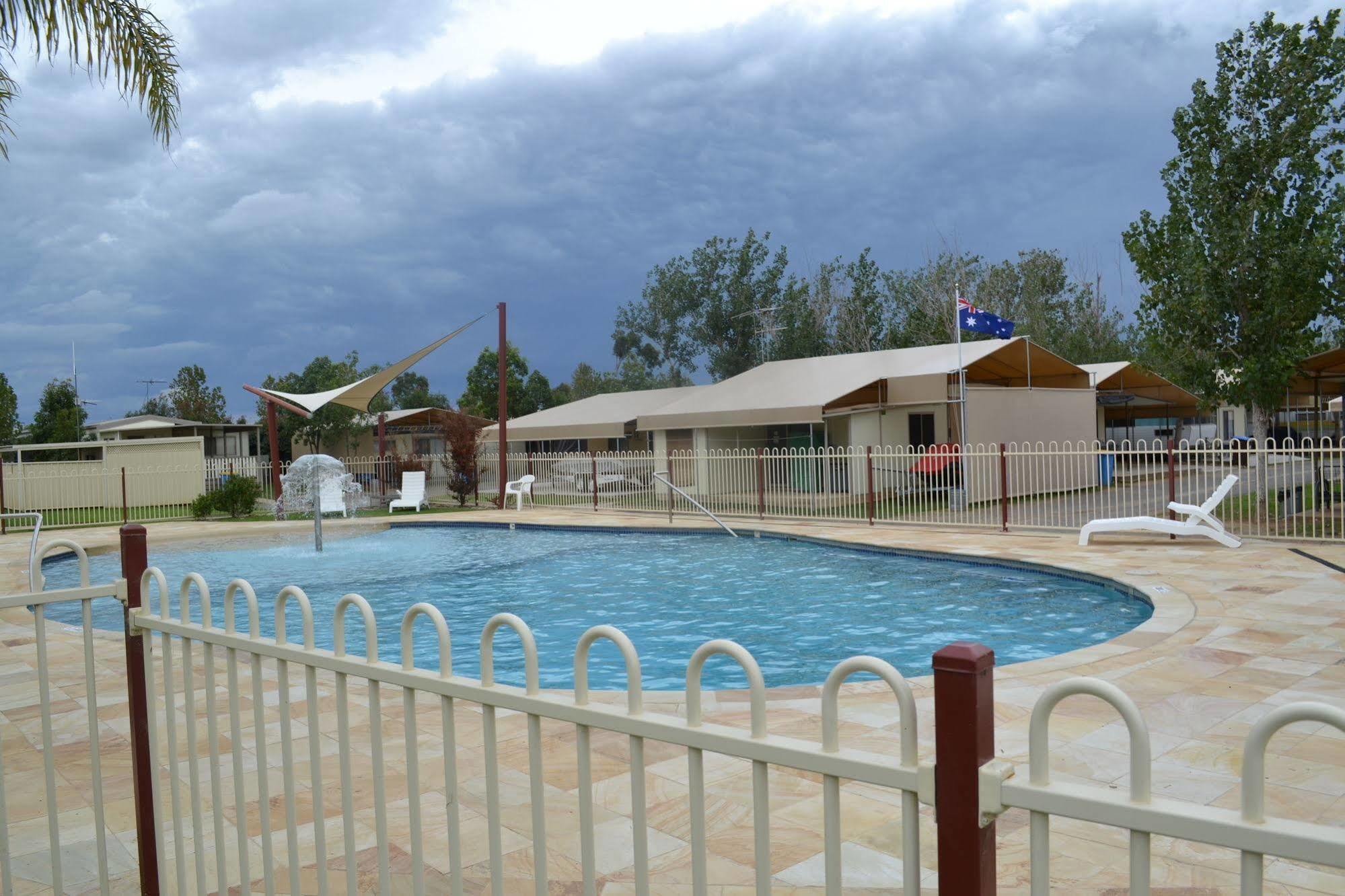 Hotel Sun Country Lifestyle Park Mulwala Exterior foto