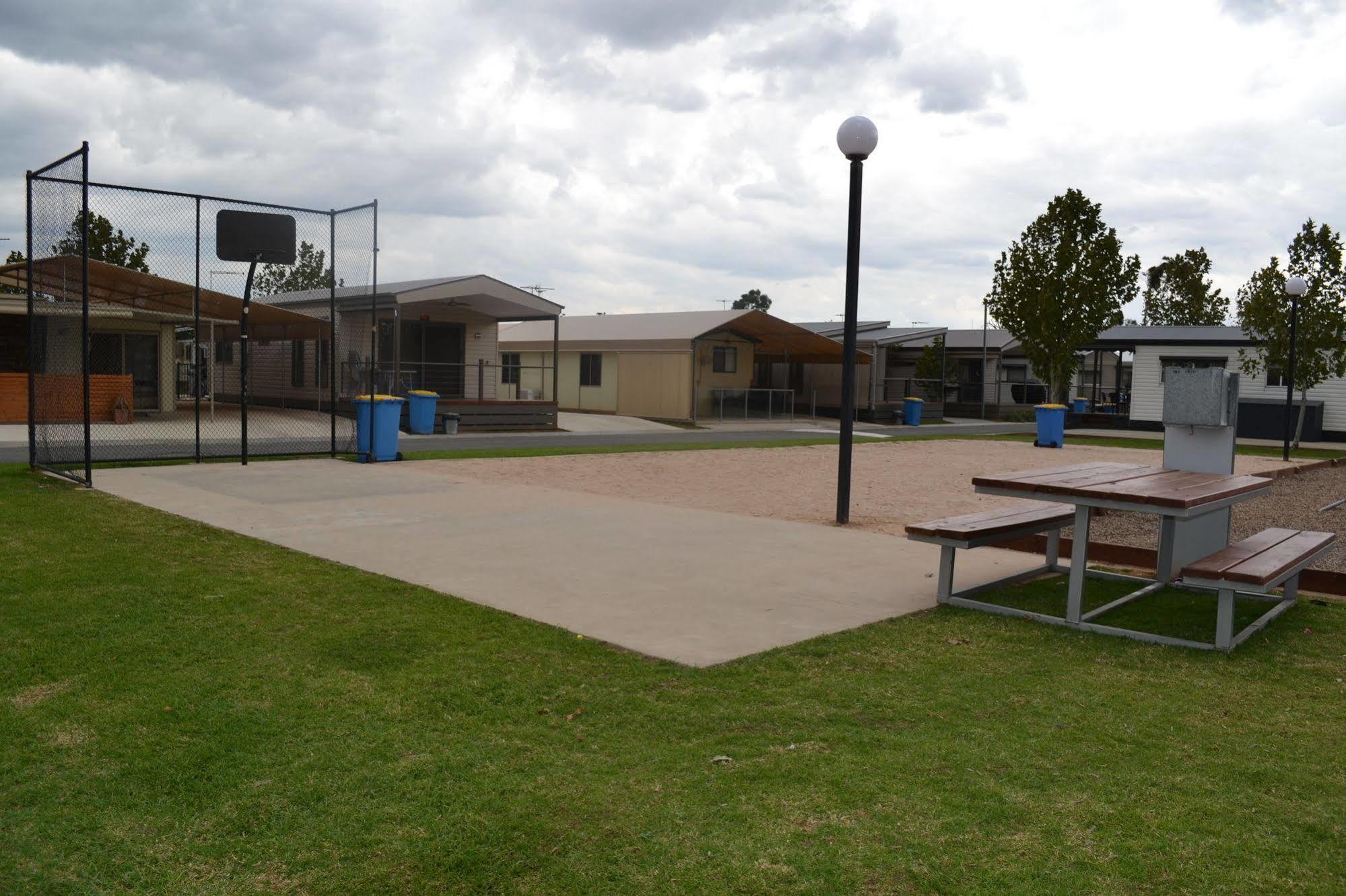 Hotel Sun Country Lifestyle Park Mulwala Exterior foto